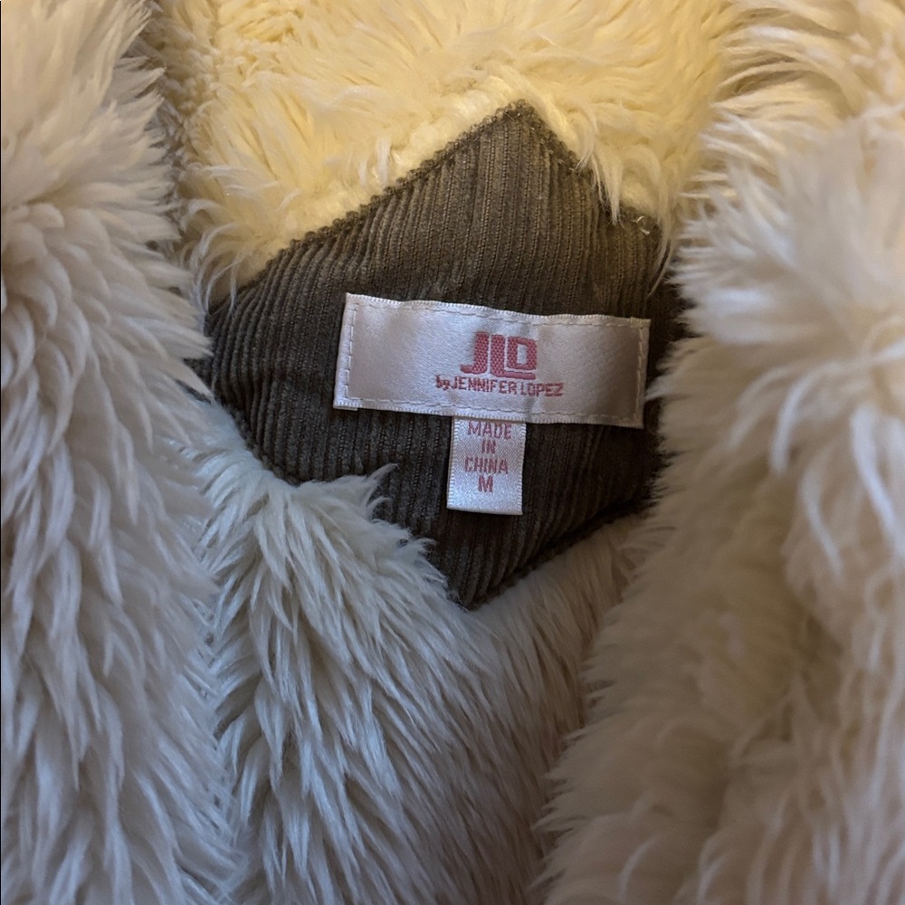 Jennifer Lopez Olive Corduroy Jacket with Faux Fur Trim, Warm! Sz Med - Picture 5 of 7